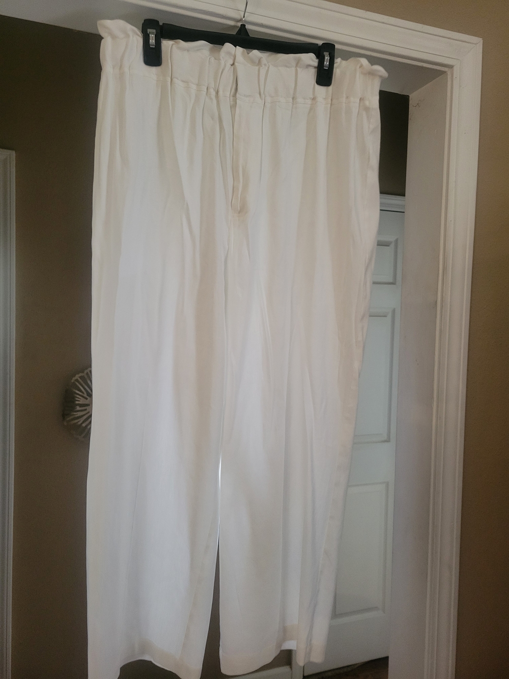 Gianni Bini White Wide-Leg Pants